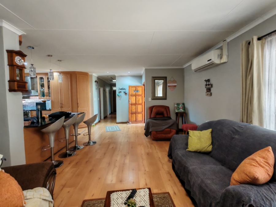 3 Bedroom Property for Sale in Vaalpark Free State